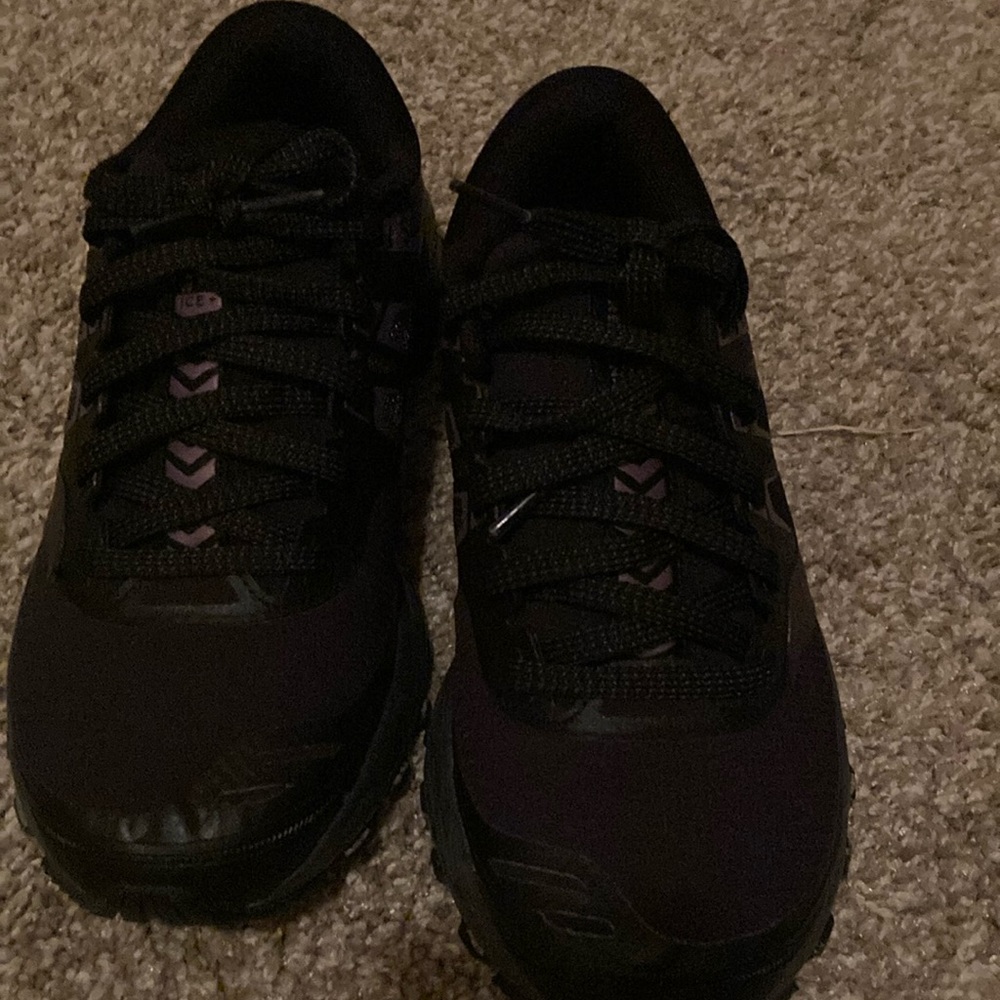 Women’s Shoes
